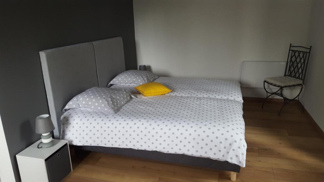 Margautine Bed and Breakfast Ricourt Exteriör bild
