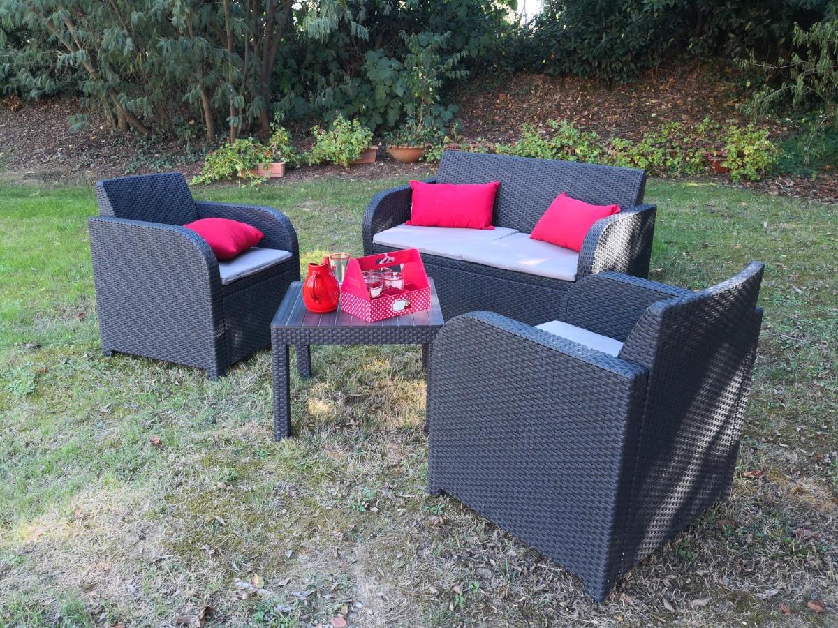 Margautine Bed and Breakfast Ricourt Exteriör bild
